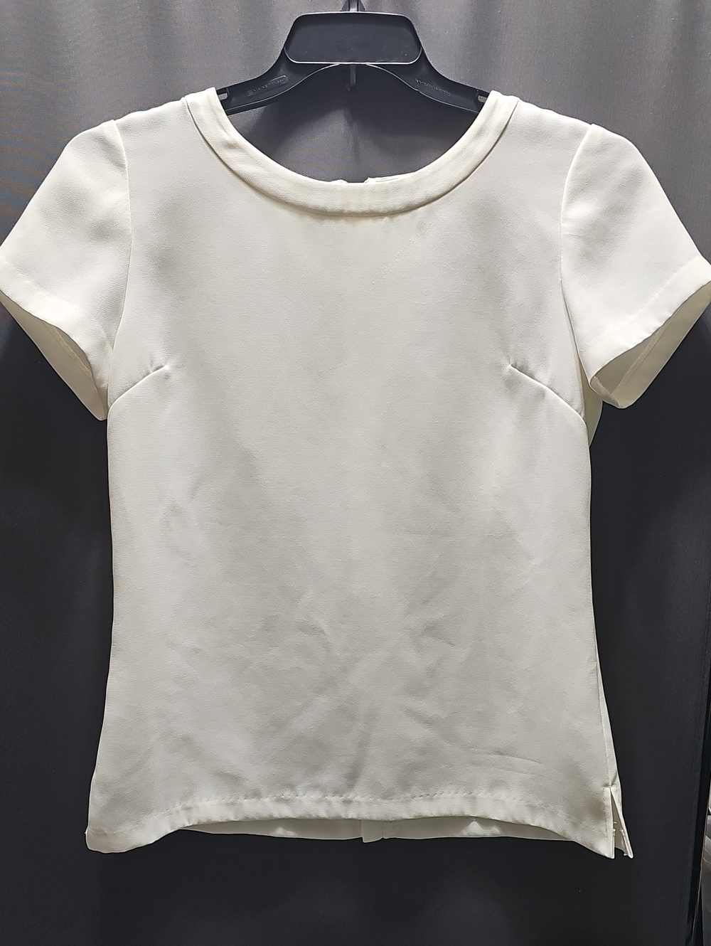 Banana Republic Cream Short Sleeve Crewneck Top